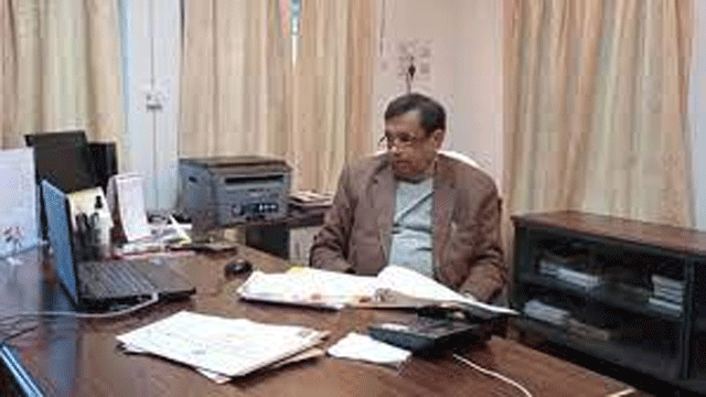 अतिक्रमण हटाने की कार्यवाही में तेजी लाना सुनिश्चित करेंः मंडलायुक्त