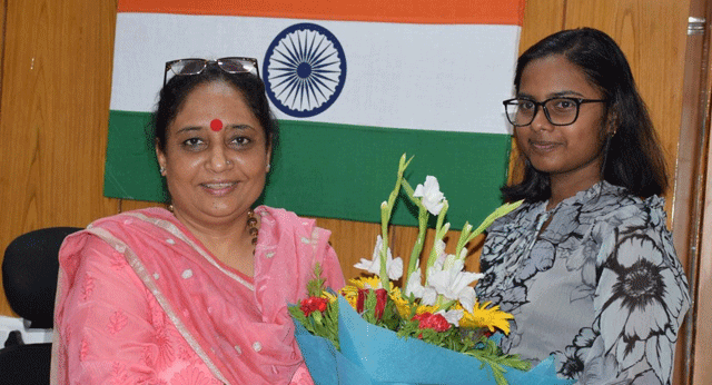 देहरादून रीजन की 10वीं की टॉपर अग्रिमा को स्पीकर ने किया सम्मानित