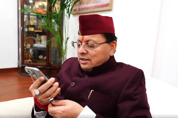 सीएम धामी ने फोन पर दी स्नेह राणा को बधाई, कहा- आप युवा खिलाड़ियों की प्रेरणा