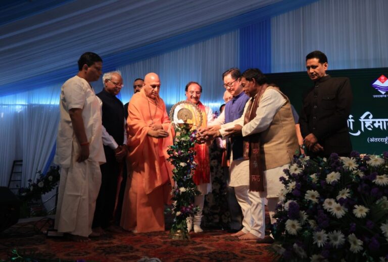 हिमालय केवल पर्वत नहीं, बल्कि भारत की आध्यात्मिकता का प्रतीक – रिजिजू