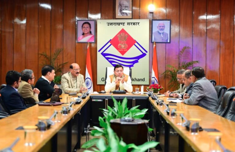 जंगली जानवरों के खतरे वाले क्षेत्रों में बच्चों के लिए एस्कॉर्ट की व्यवस्था की जाए- सीएम धामी