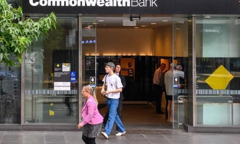 कॉमनवेल्थ बैंक ने भारत में बढ़ाई भर्तियां