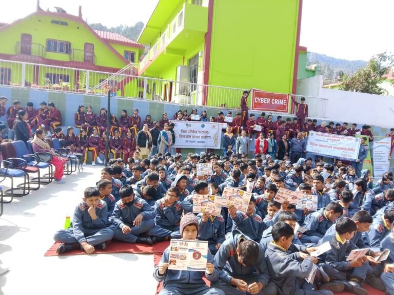 देवभूमि पब्लिक स्कूल नकोट में बाल संरक्षण एवं साइबर सुरक्षा को लेकर व्यापक जनजागरुकता अभियान