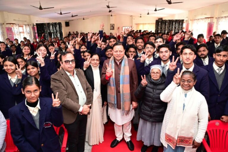 स्कूल का समय अमूल्य होता है, जो दोबारा लौटकर नहीं आता- मुख्यमंत्री धामी