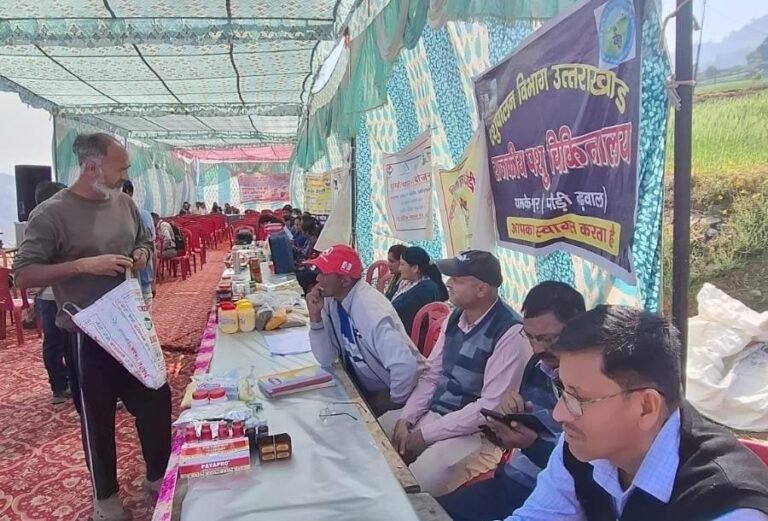 नौगांव मल्ला में लगा बहुउद्देश्यीय शिविर, 24 शिकायतें दर्ज, अधिकांश का मौके पर निस्तारण