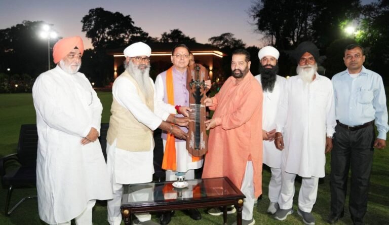 मुख्यमंत्री धामी से सिख समुदाय के प्रतिनिधिमंडल ने की मुलाकात